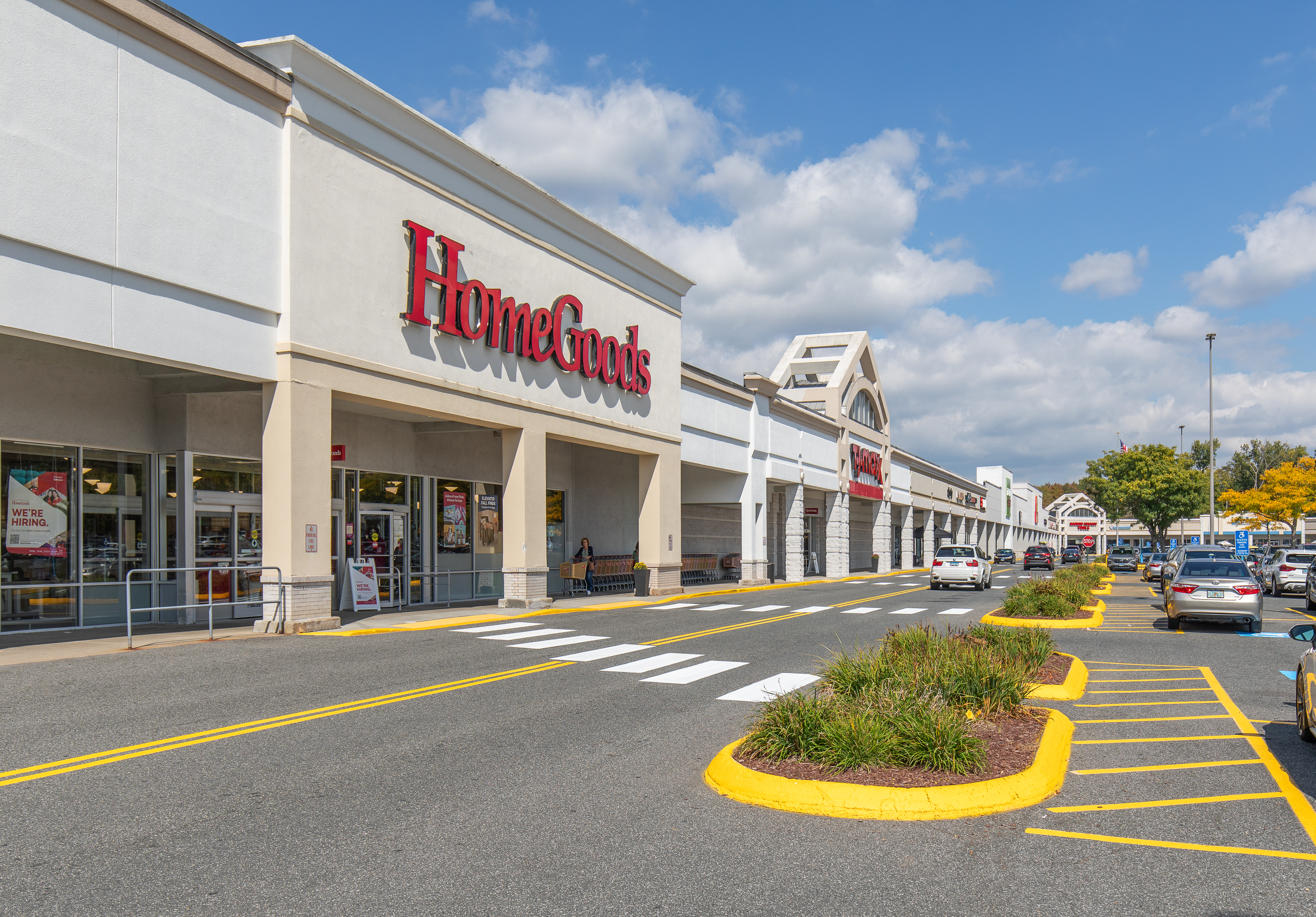 Tri-City Plaza - Image 3