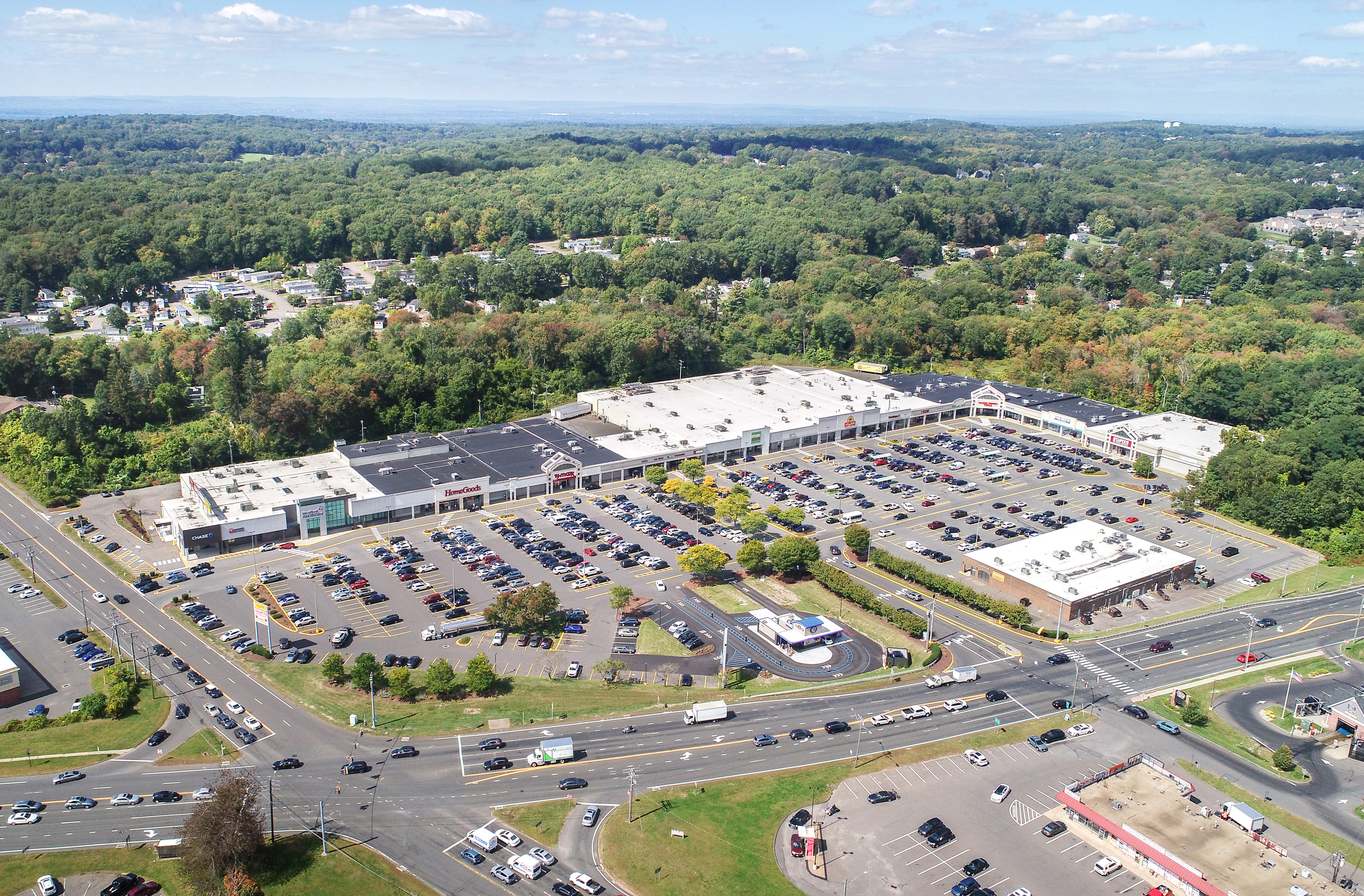 Tri-City Plaza - Image 8